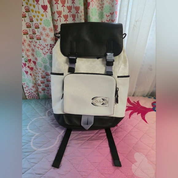 COACH Track Backpack In Colorblock Signature Canvas With Coach Stamp - Picture 1 of 8